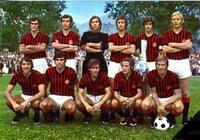 Una formazione del Milan 1972/73