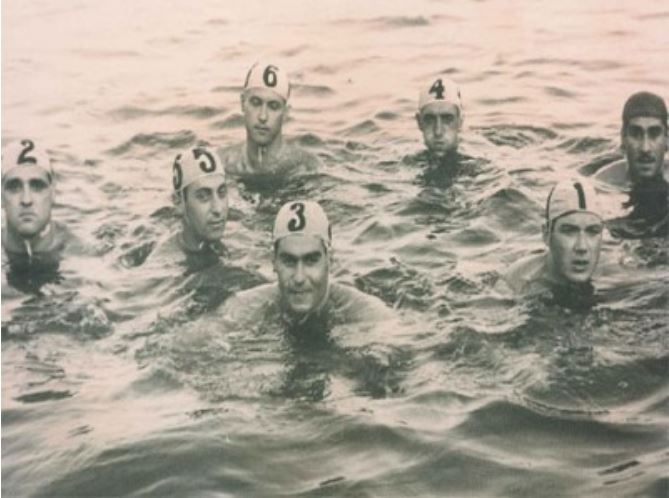 File:Camp45in acqua.jpg