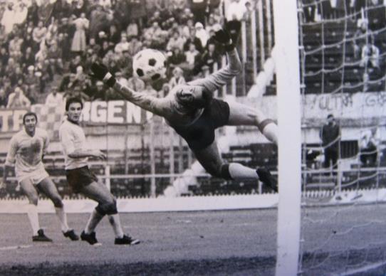 File:18set77 superchi.jpg