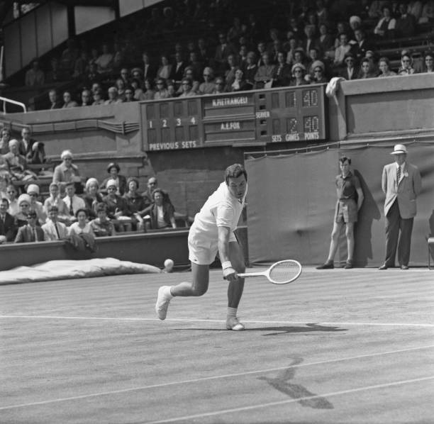 File:Tennis12.jpg