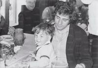 Con il figlio a tavola