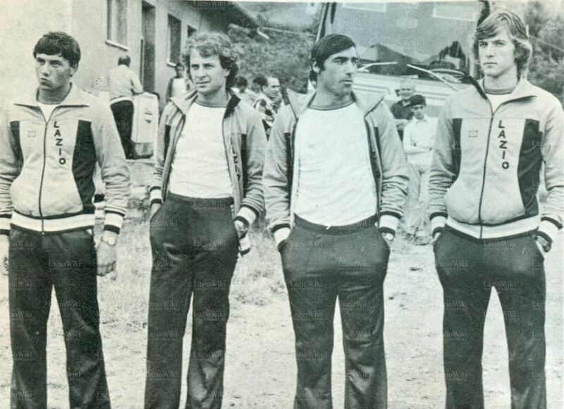 File:Ritiro 7879b.jpg