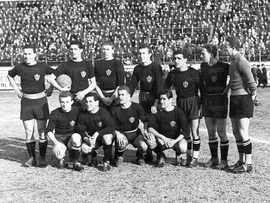 La formazione della Marina: Trevisan, Trabor, Valcareggi, Lovagnini, Gè, Griffanti; Mazzola, Tori, Castigliano, Grezar