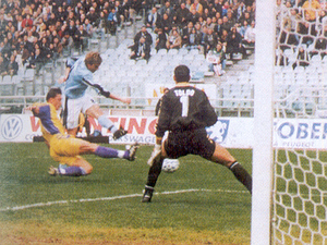 12dic99a.jpg