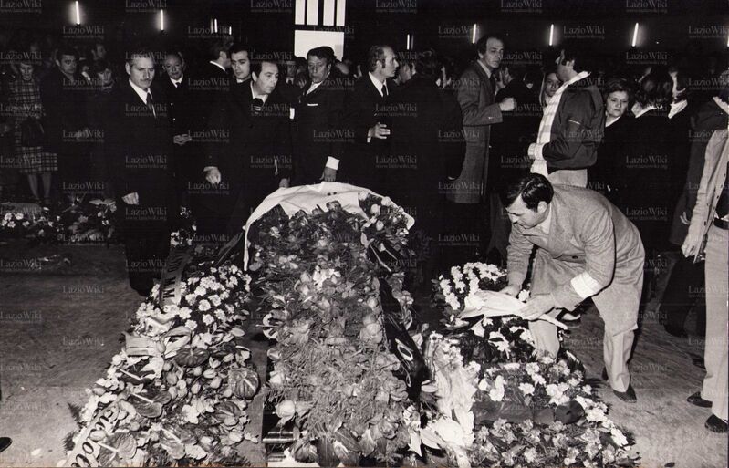 File:FuneraleReCecconi2.jpg