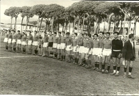 1949/50 - Al centro del campo con gli avversari la formazione di Lazio-Fiorentina 1-2 del 14 febbraio 1950