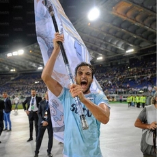 Una bella foto di Marco Parolo festeggiante