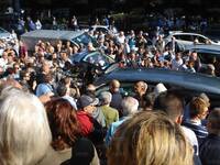 Fuori dalla chiesa (Foto Roberta Palombo)