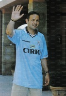 Sinisa Mihajlovic con la maglia biancoceleste