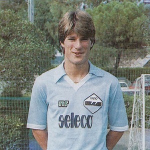 Laudrup 8384.jpg