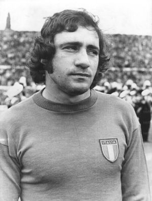 26feb74Chinaglia.jpg