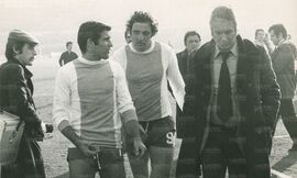 Garlaschelli, Chinaglia, Bezzi (in secondo piano) e Maestrelli lasciano il terreno di gioco