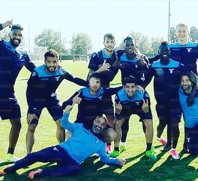 File:Gruppo 2016-17.jpg