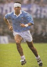 Paolo Di Canio con la testa bendata