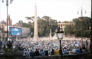 Ore 19.15: Piazza del Popolo invasa.
