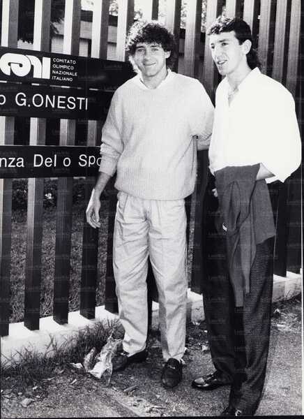 File:1988-89 Dezotti Gutierrez .jpg
