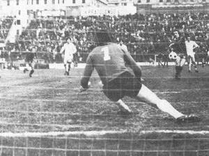 19dic76a.jpg