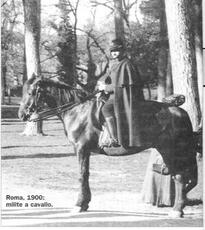 Un milite a Villa Borghese