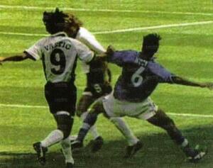 Nesta infortunio.jpg