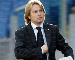 Stefano De Martino2a.jpg