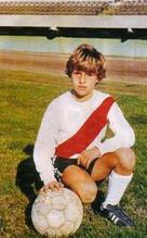 Hernan Crespo da bambino