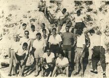 In quest'altra foto più allargata sono presenti anche Furiassi, Fiezzi (mass.), Alzani e Flamini (sulla sinistra) e Sentimenti IV (seduto)