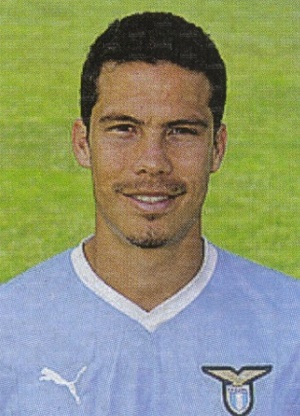 Hernanes1.jpg