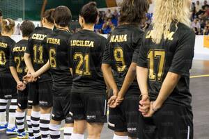 C5F 2013-14 Atlete in Pre Partita.jpg