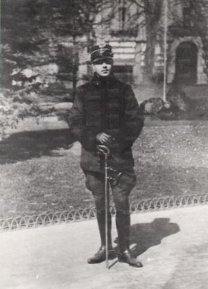 Guerra leonardodinapoli.jpg