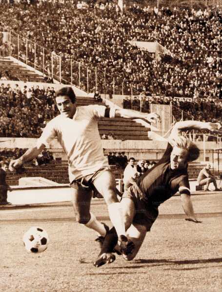File:24ottobre76Garlaschelli.jpg