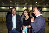 Giancarlo Oddi e Giuseppe Wilson attendono a Fiumicino Foto Il Messaggero