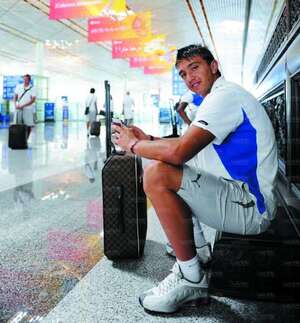 Muslera in aeroporto.jpg