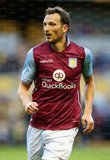 In Inghilterra all'Aston Villa