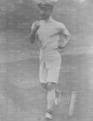 Bigiarelli che corre 1902.jpg