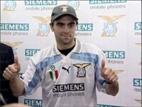 Un'altra immagine dell'attacante argentino