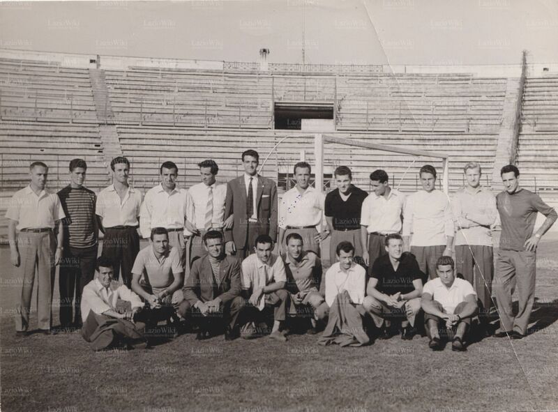 File:Foto di gruppo 1955-563.jpg