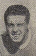 Un primo piano di Alzani