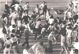 Felice Pulici cerca di fuggire dai tifosi