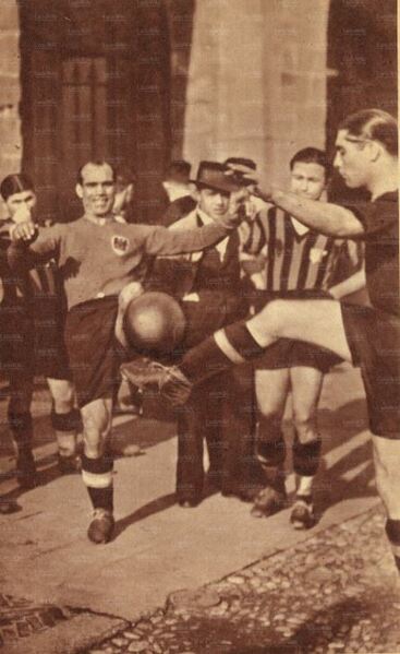 File:Sclavi meazza.jpg