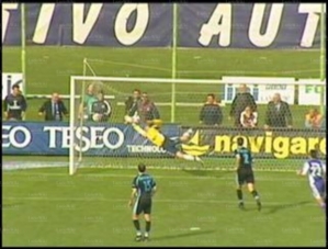 16apr00al.jpg