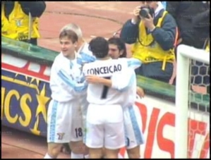 27feb00d.jpg