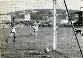 L'esultanza del numero 9 biancoceleste. E' questa l'ultima volta che il giocatore scenderà in campo in Italia. Il suo bottino di 15 reti in campionato è ottimo.