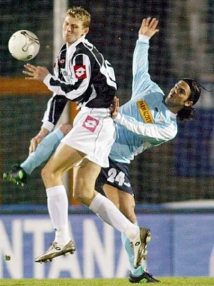 29nov03d.jpg