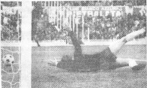 3nov74e.jpg