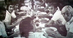 A tavola all'Hotel Bucaneve a Pievepelago 1973 © Foto M. Geppetti