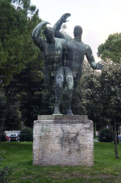 File:Statue bronzo 2.jpg