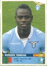 Una figurina di Mamadou Tounkara