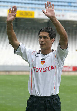 Corradi Valencia.jpg