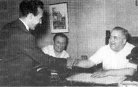 Lelio Antoniotti e il presidente laziale Zenobi (si ringrazia la redazione di Bustocco.it)