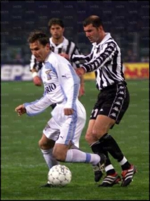 01apr00d.jpg